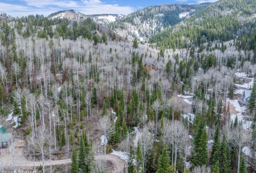 18-web-or-mls-8550-n-uinta-dr