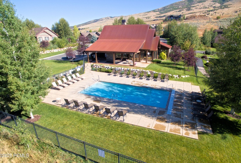 Trappers Ridge Pool