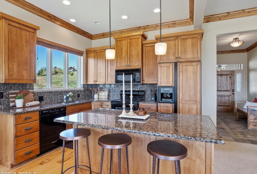 08-Kitchen