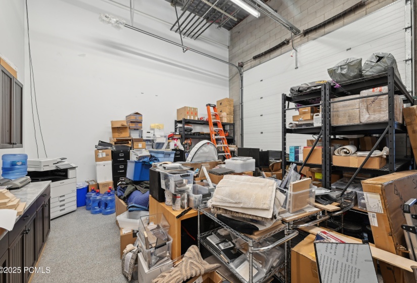 28-print-N Business Loop Rd i-0605-028