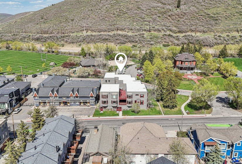 43-web-or-mls-Park Ave 3-1205-038