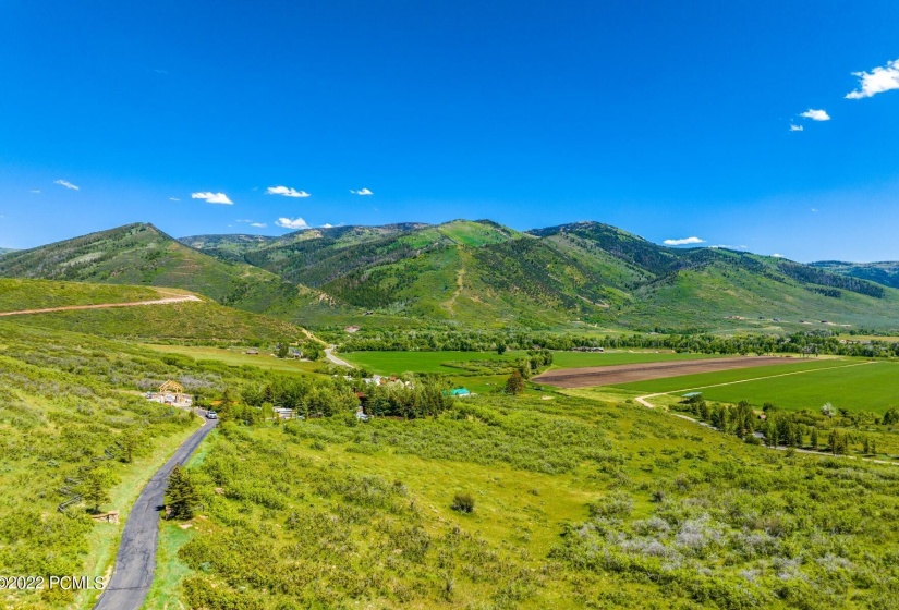 10_Aerial_1800x1200_3887194