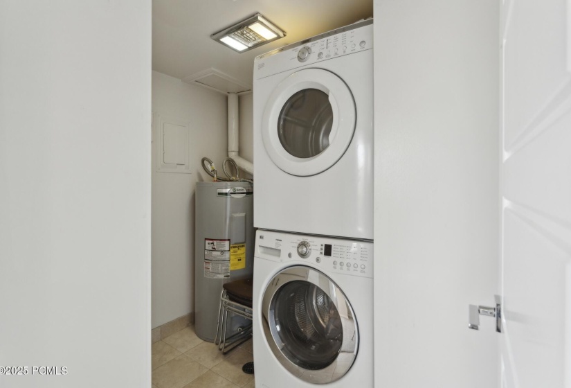 12_Laundry_1800x1200_4228207