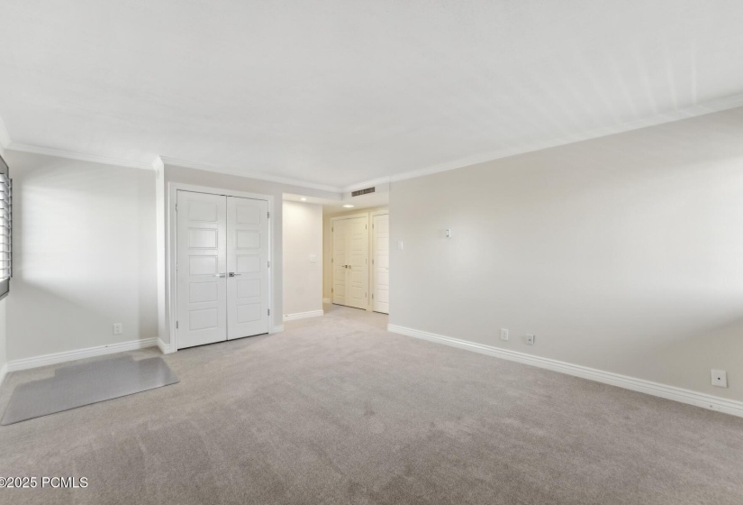 17_Bedroom_1800x1200_4228213