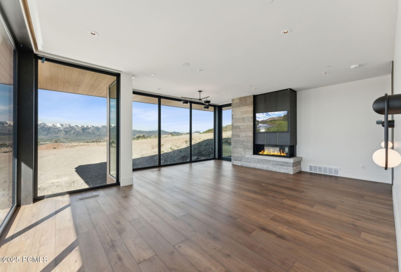 20-web-or-mls-7455-n-promontory-ranch-rd