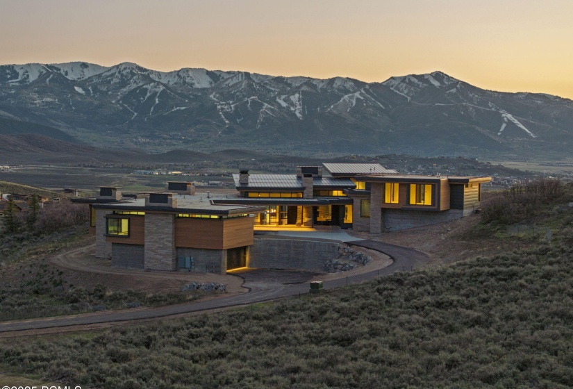 2-web-or-mls-7455-n-promontory-ranch-rd