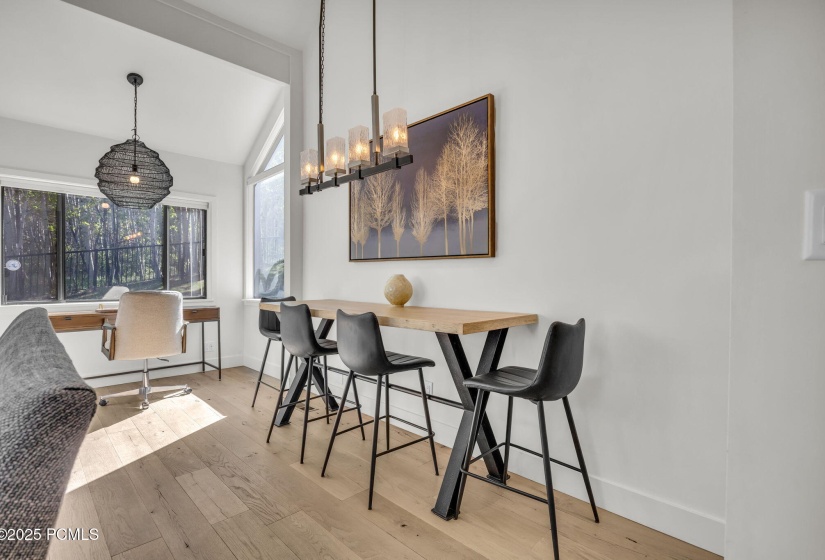 13-web-or-mls-1561-three-kings-dr