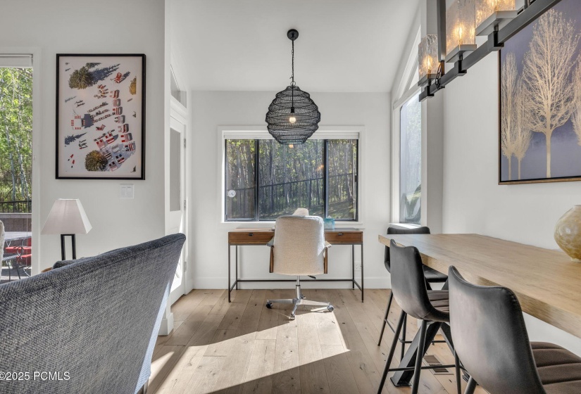 14-web-or-mls-1561-three-kings-dr