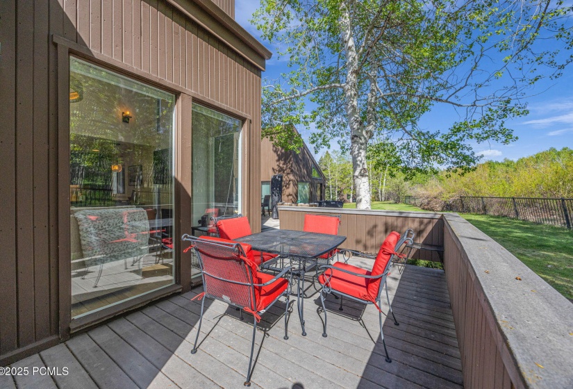 24-web-or-mls-1561-three-kings-dr