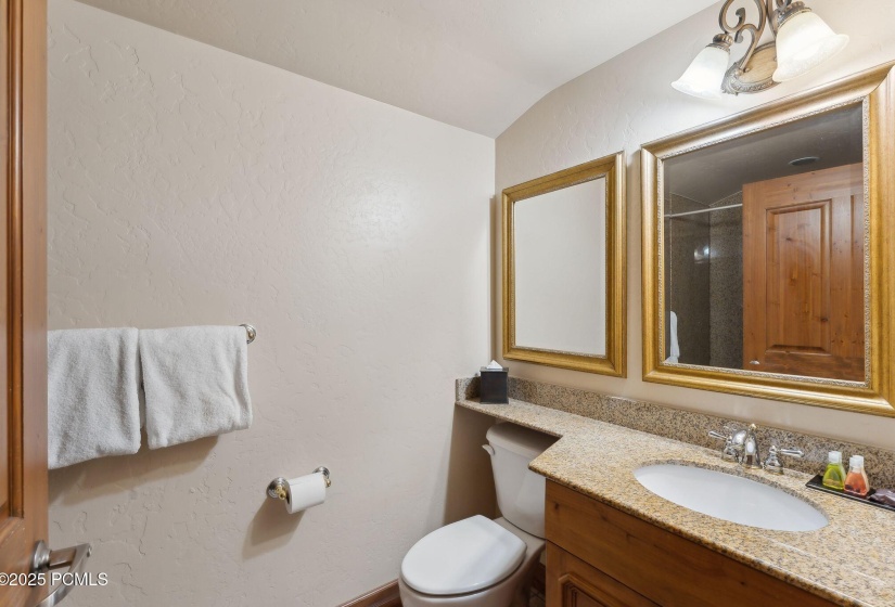 840 Bigler Ln, Midway_HDR018