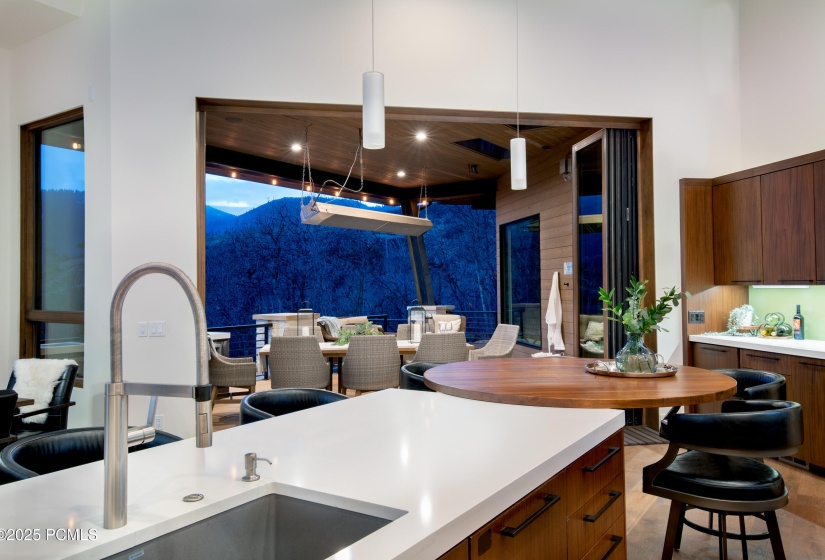 8947_Parleys_Lane_Kitchen_Deck_27097