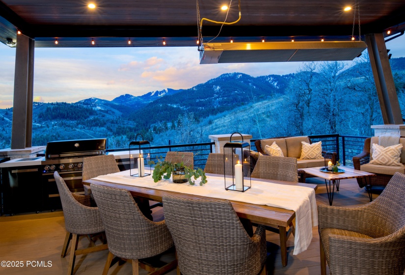 8947_Parleys_Lane_Deck_26474