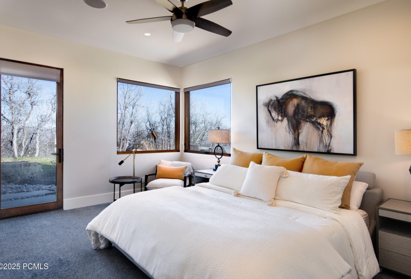 8947_Parleys_Lane_Corner_bed_lwr_5669