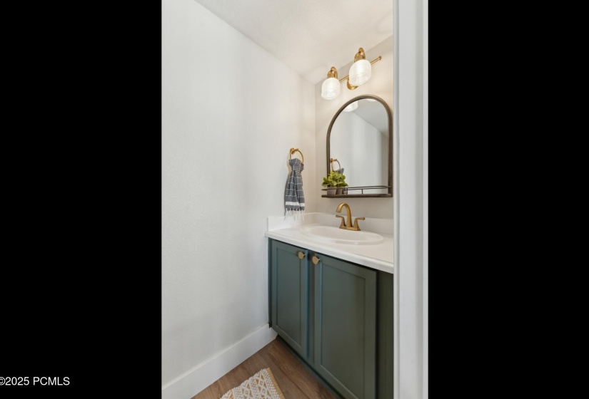 14_Powderroom_1800x1200_4216062