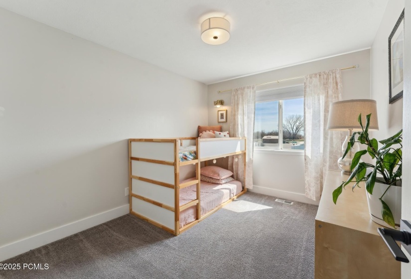 31_Bedroom_1800x1200_4216042