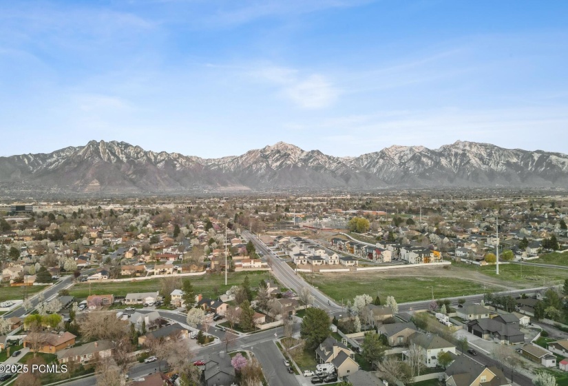 42_Aerial_1800x1200_4216045