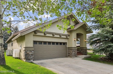4059 Flanders Way, Park City, Utah 84098, 3 Bedrooms Bedrooms, ,2 BathroomsBathrooms,Residential,For Sale,Flanders,12502270