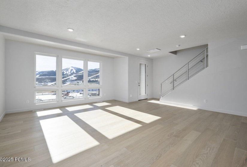 004_garbett_homes-25_887MLS
