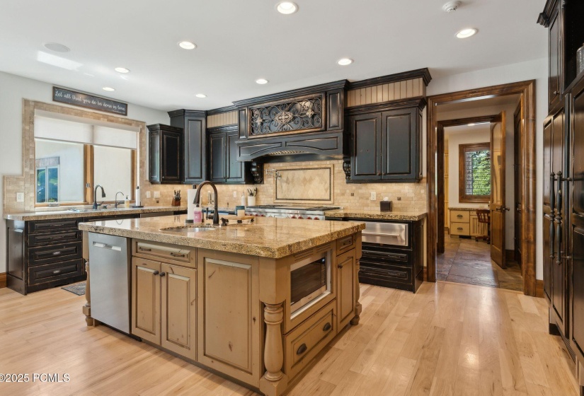 1 Cross Hill Ln, Sandy_HDR060