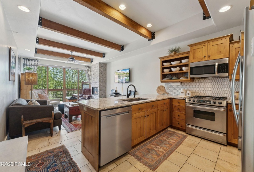 11_6322 N Park Ln 3, Park City_HDR040