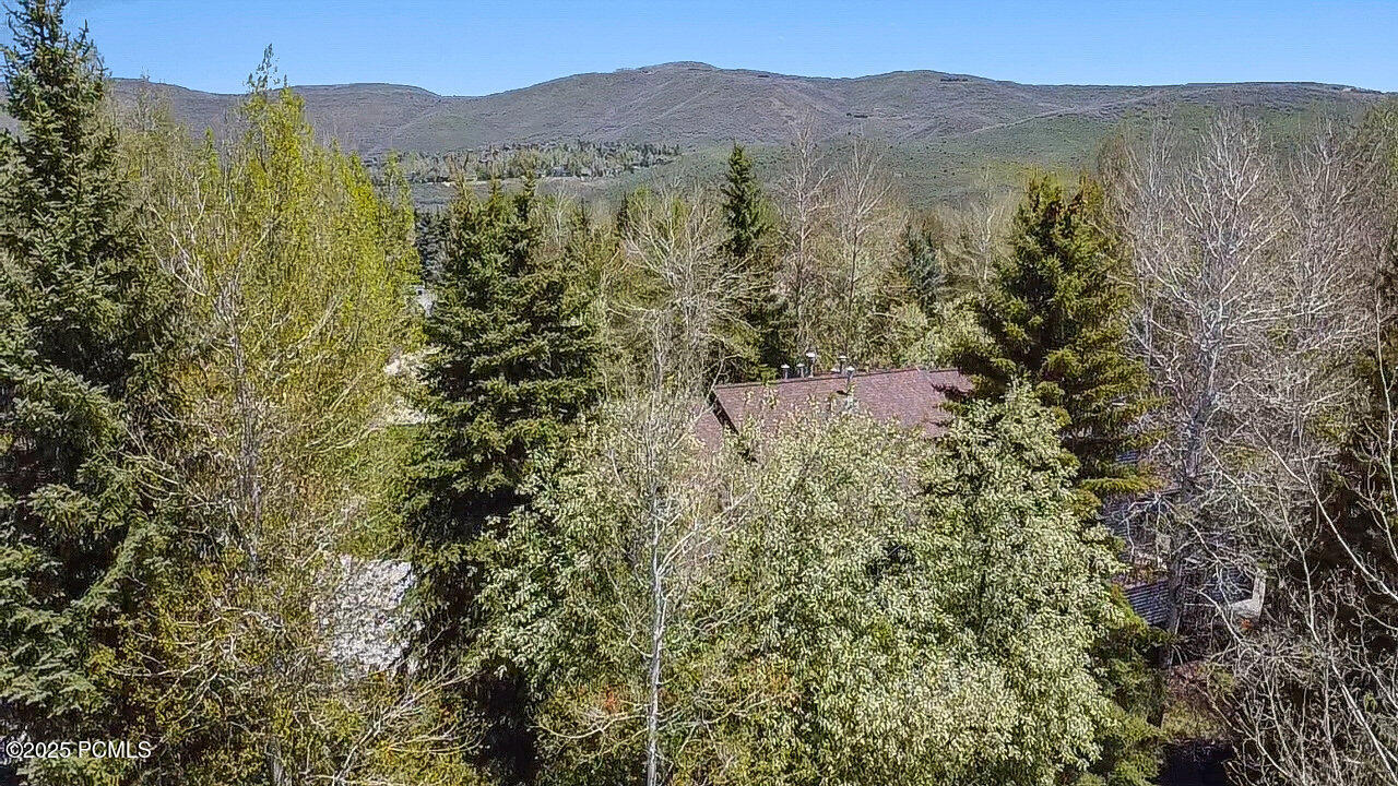 055_3058_w_elk_run_dr_park_city_drone001