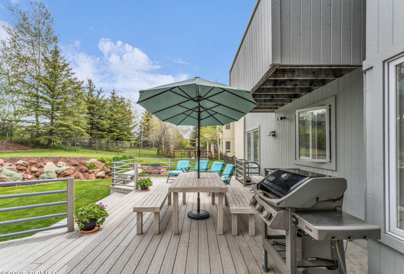 55-web-or-mls-3830-saddleback-rd