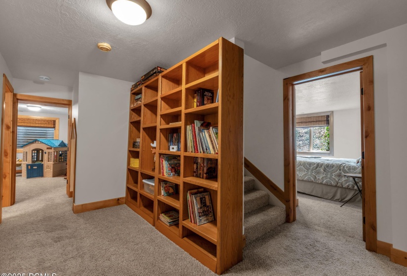 47-web-or-mls-3830-saddleback-rd