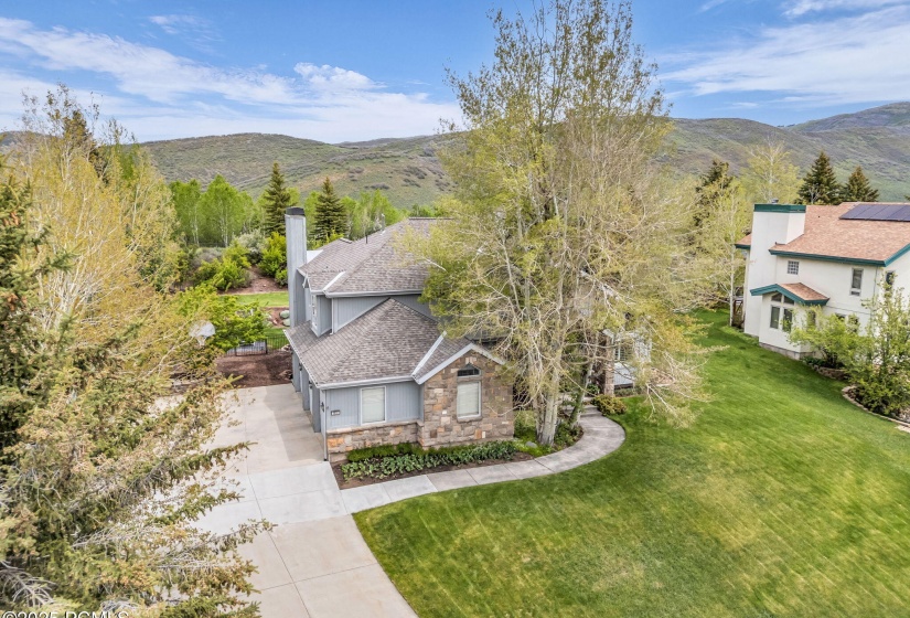 3-web-or-mls-3830-saddleback-rd