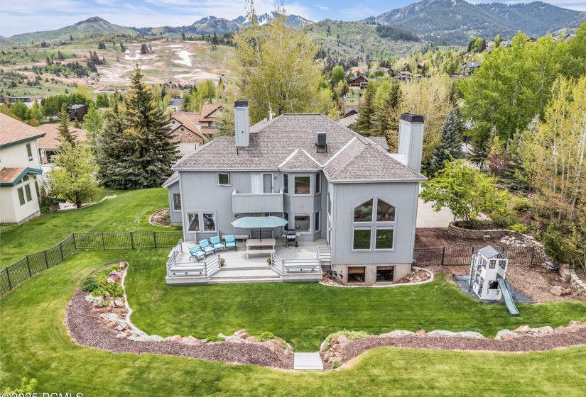 7-web-or-mls-3830-saddleback-rd