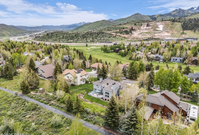 15-web-or-mls-3830-saddleback-rd