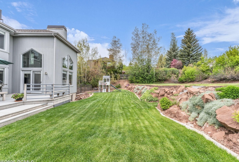 60-web-or-mls-3830-saddleback-rd
