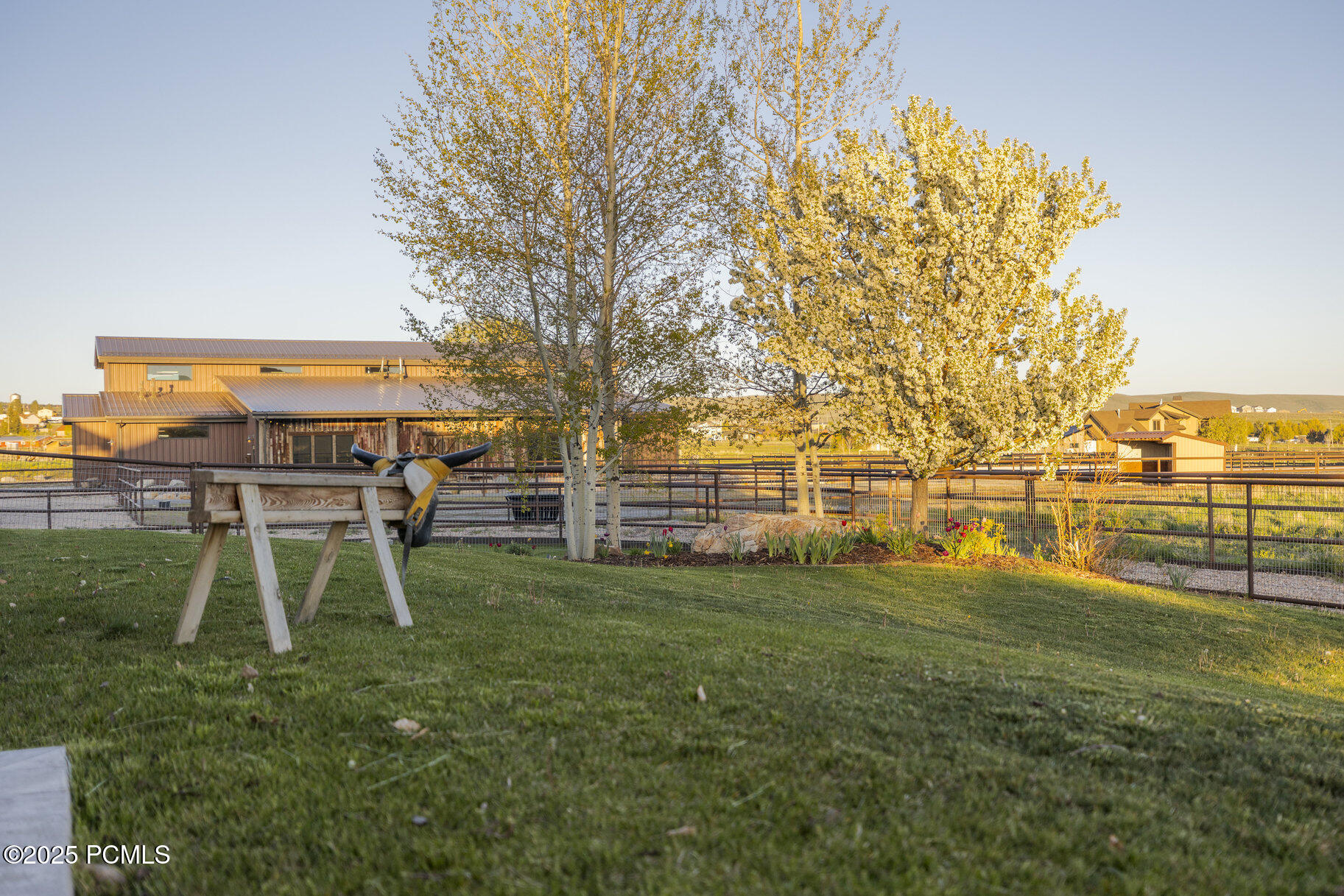 187_7778_n_greenfield_drive_park_city_-4