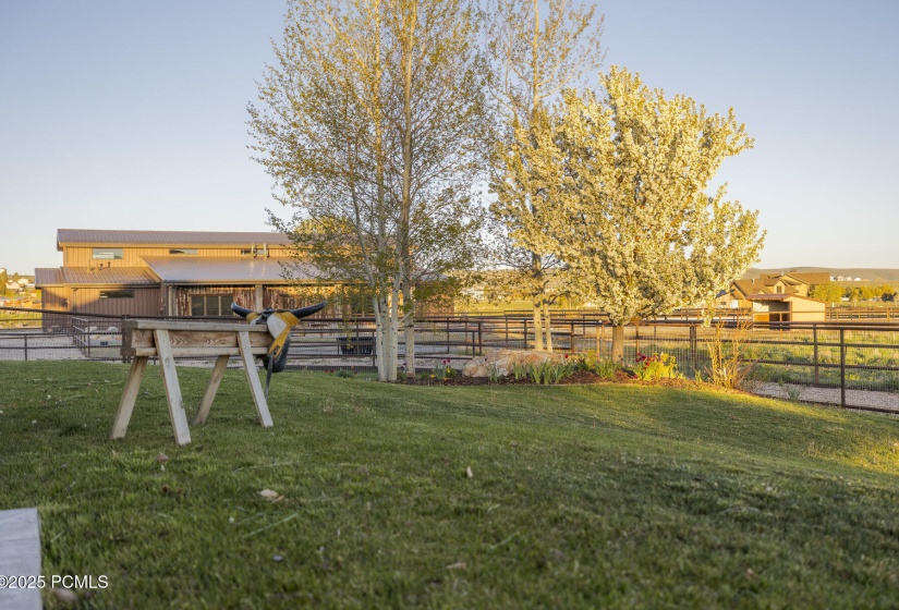 187_7778_n_greenfield_drive_park_city_-4