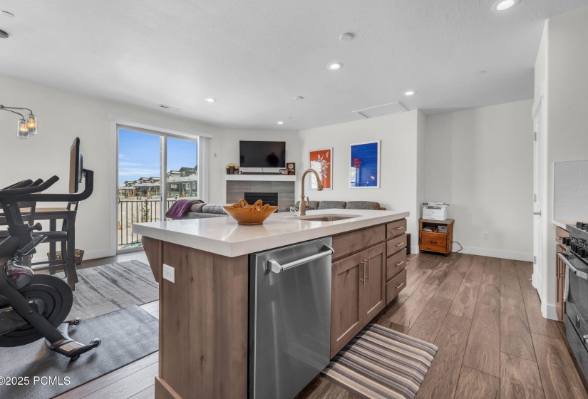 15-web-or-mls-3041-cedar-dr