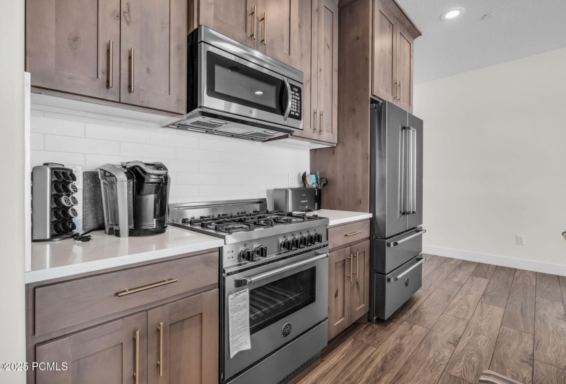 17-web-or-mls-3041-cedar-dr