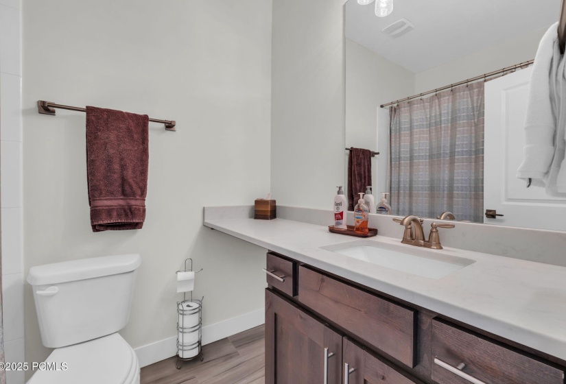 32-web-or-mls-3041-cedar-dr