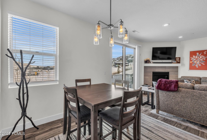 12-web-or-mls-3041-cedar-dr