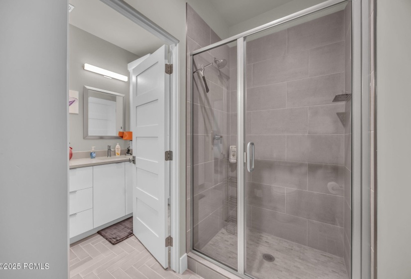30-web-or-mls-9984-n-trail-trail-loop-29