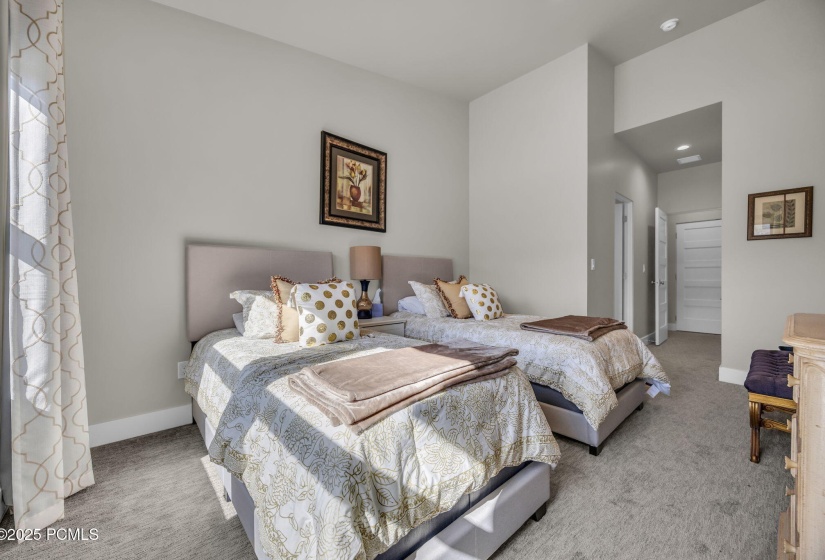 32-web-or-mls-9984-n-trail-trail-loop-29