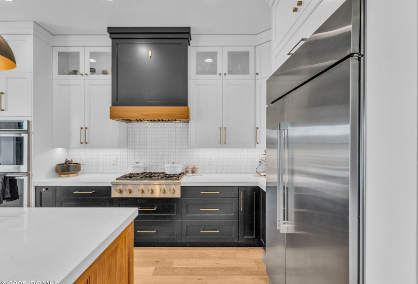 14-web-or-mls-2698-s-bailey-ct