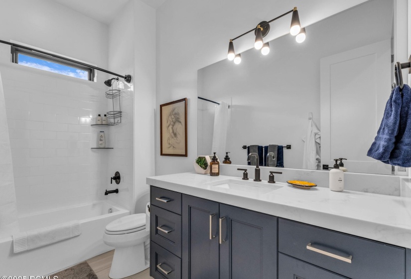 37-web-or-mls-2698-s-bailey-ct