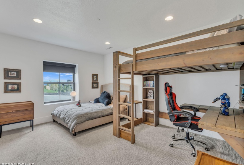 41-web-or-mls-2698-s-bailey-ct