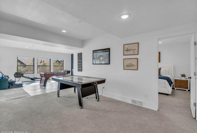 55-web-or-mls-2698-s-bailey-ct