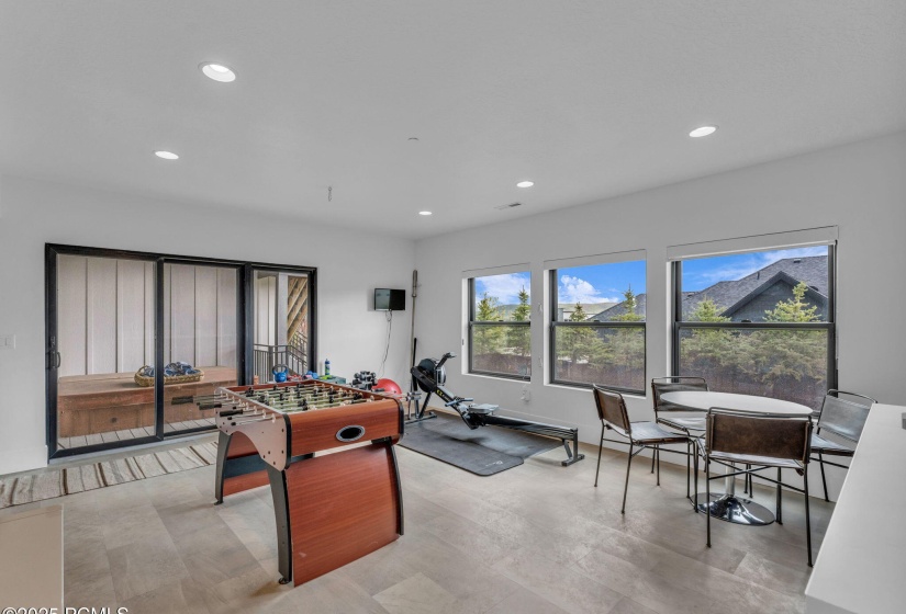 56-web-or-mls-2698-s-bailey-ct