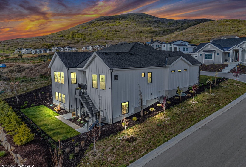 67-web-or-mls-2698-s-bailey-ct