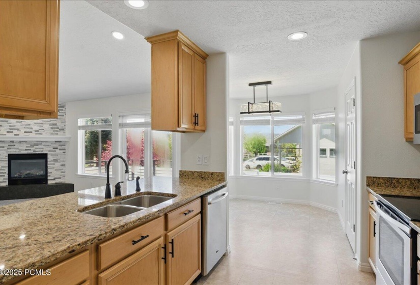 14-5167 Rodeo Cir Spring-13