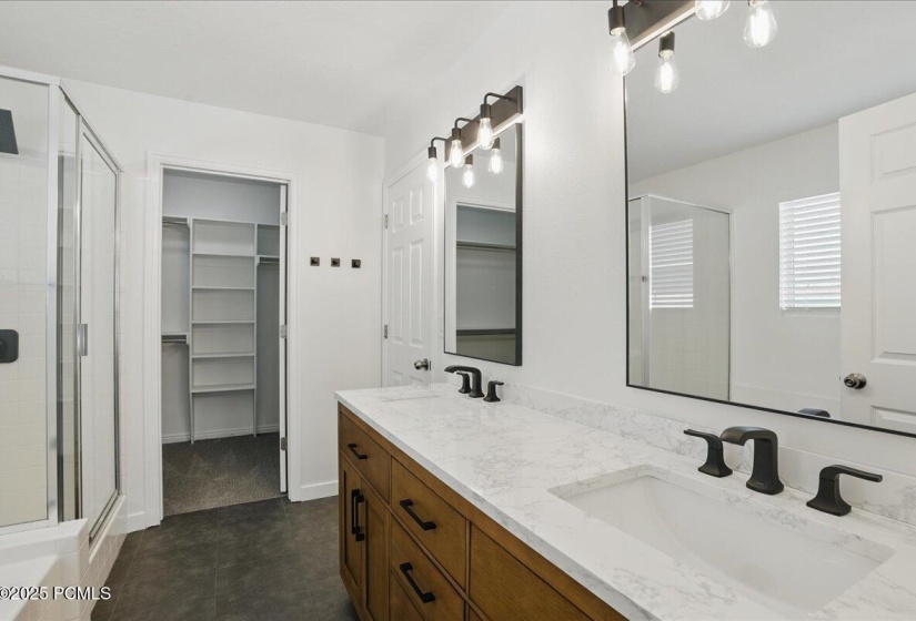 20-5167 Rodeo Cir Spring-19