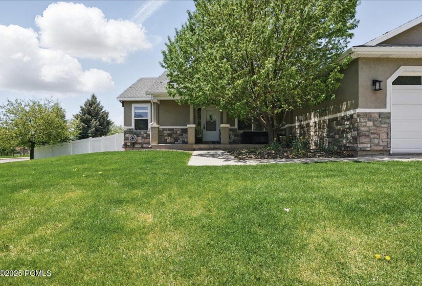 03-5167 Rodeo Cir Spring-2