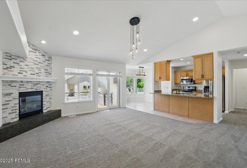 07-5167 Rodeo Cir Spring-6