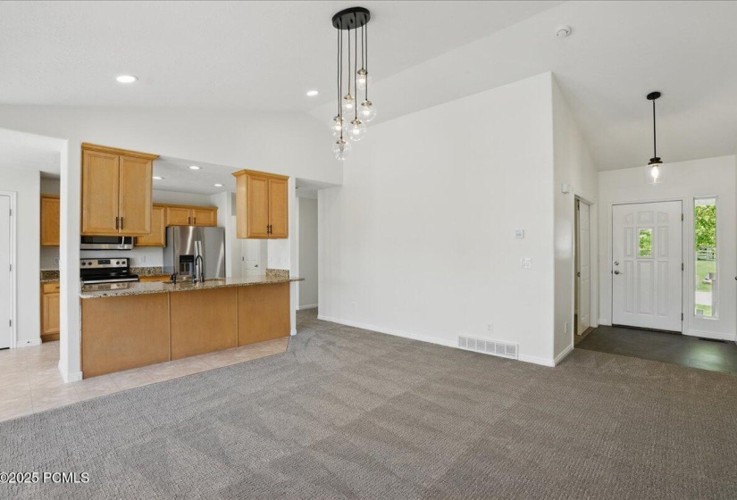 11-5167 Rodeo Cir Spring-10